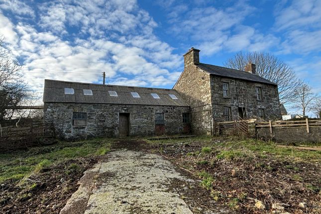 Brynhoffnant, Llandysul, SA44 3 bed property with land for sale