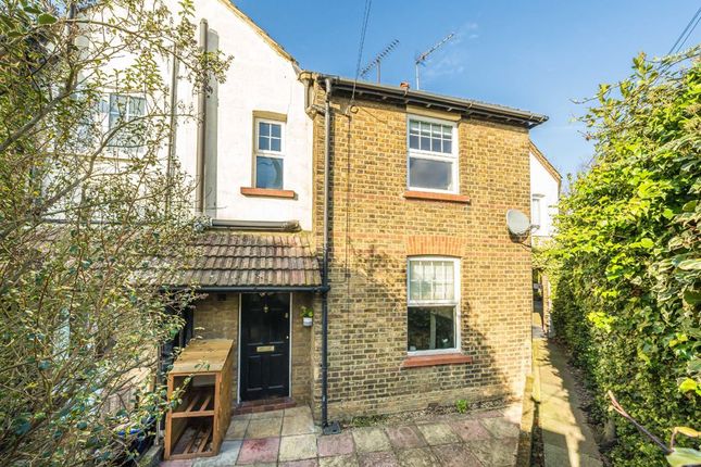 St. Georges Road, Richmond TW9 3 bed house for sale
