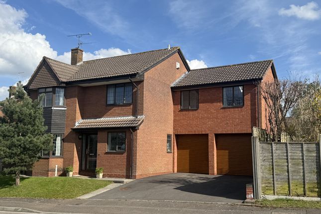Avon Way, Thornbury, BS35 5 bed detached house for sale