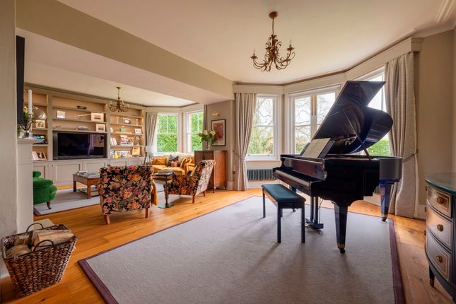 Heathfield 5 bed detached house for sale