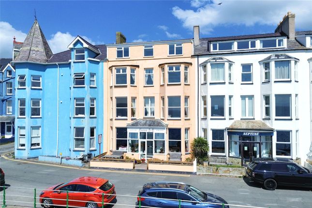 7 bedroom terraced house for sale
