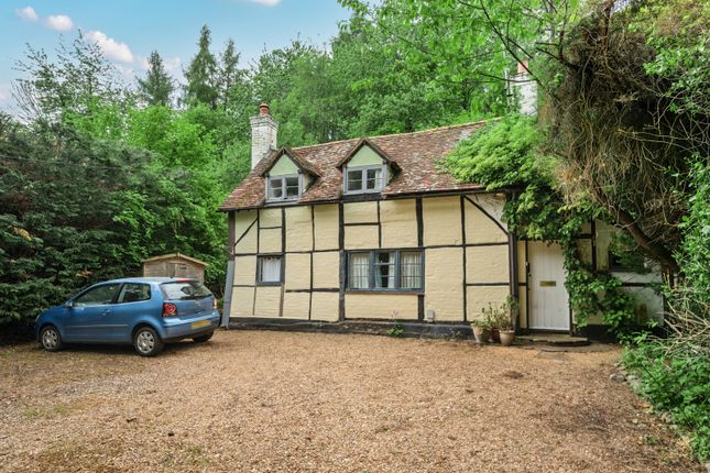2 bedroom detached house for sale