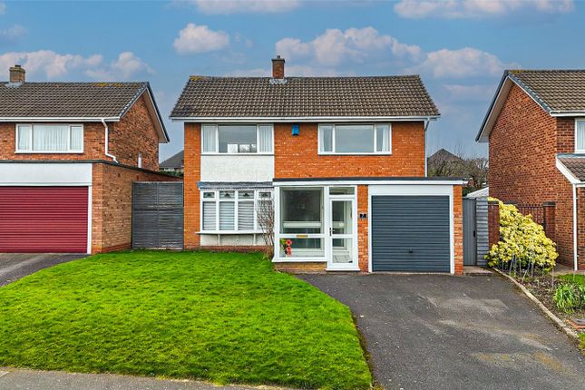 3 bed detached house