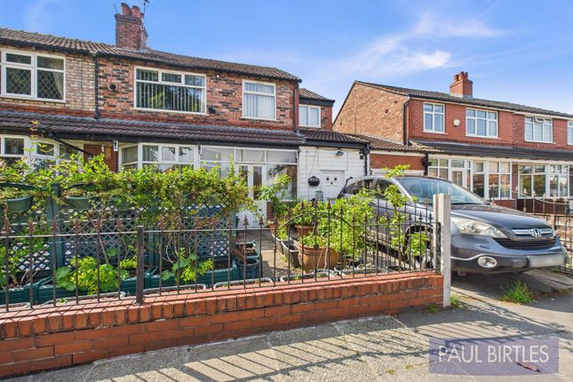 5 bedroom semi-detached house for sale