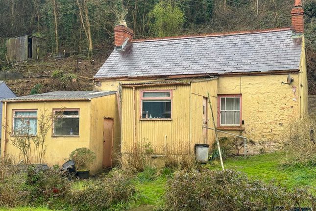 8 Havens Head, Milford Haven 2 bed detached house for sale
