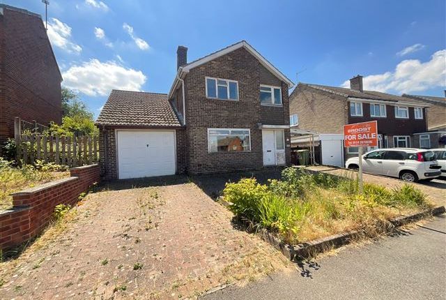 Rowan Tree Road, Killamarsh... 3 bed detached house for sale