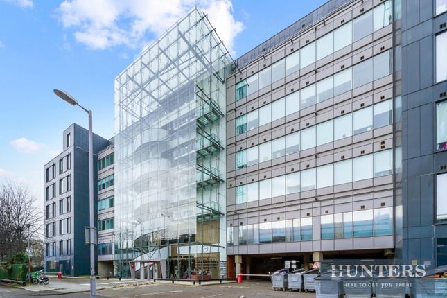 Great West Road, Brentford 1 bed flat for sale