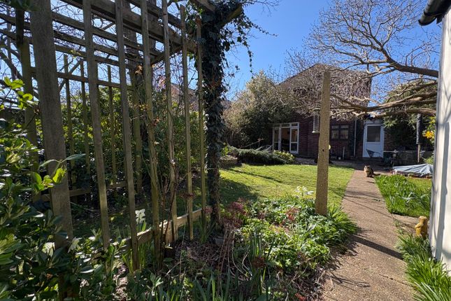 Banks Road, Biggleswade... 4 bed detached house for sale