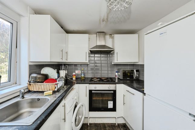 5 bedroom terraced house for sale