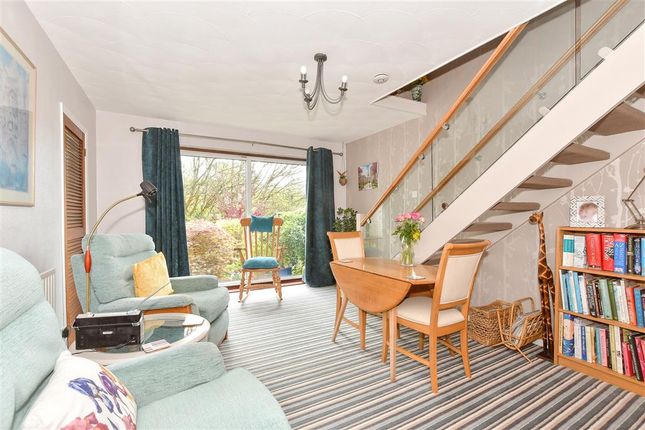 Laburnum Lane, Sturry, Canterbury, Kent 4 bed chalet for sale