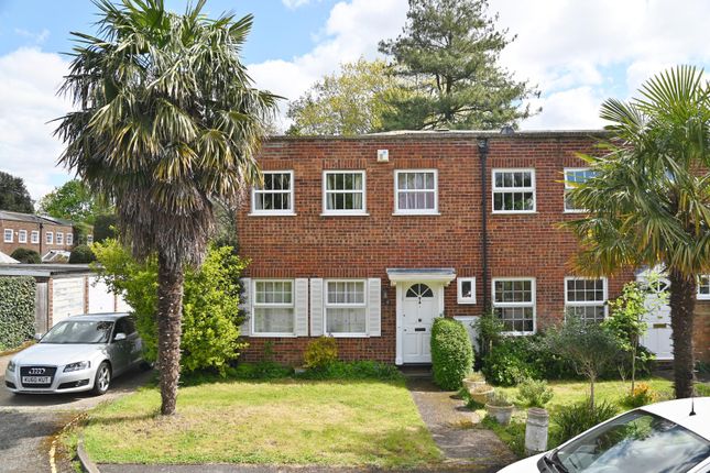Lancaster Place, Twickenham TW1 3 bed end of terrace house for sale