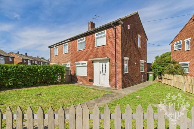 Langdale Crescent, Middlesbrough, TS6... 2 bed semi