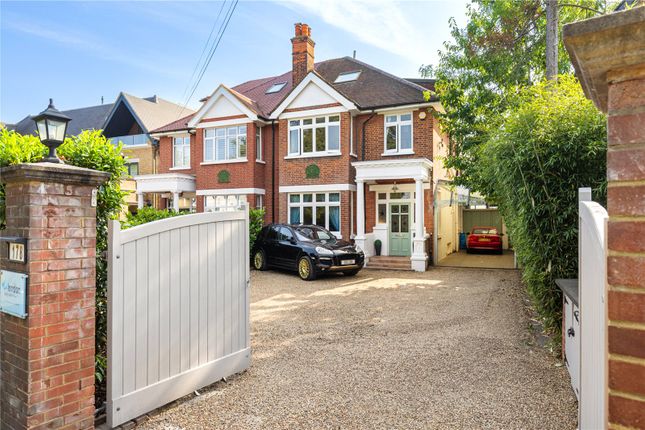 5 bedroom semi-detached house for sale