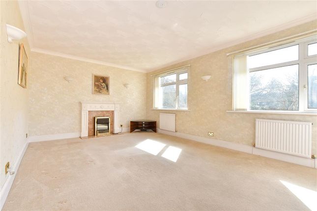 Victoria Avenue, Shanklin, Isle of Wight 2 bed cottage for sale