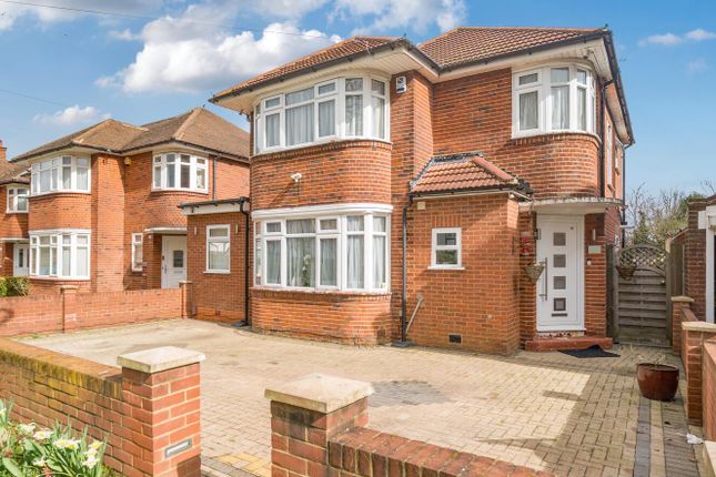 Belmont Lane, Stanmore HA7 3 bed detached house for sale