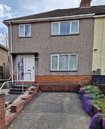 3 bed semi-detached house