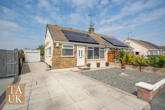 2 bedroom semi-detached bungalow for sale