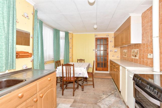 3 bed terraced house