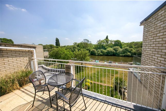 Eel Pie Island, Twickenham 6 bed terraced house for sale