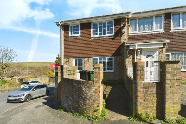 4 bedroom end of terrace house for sale