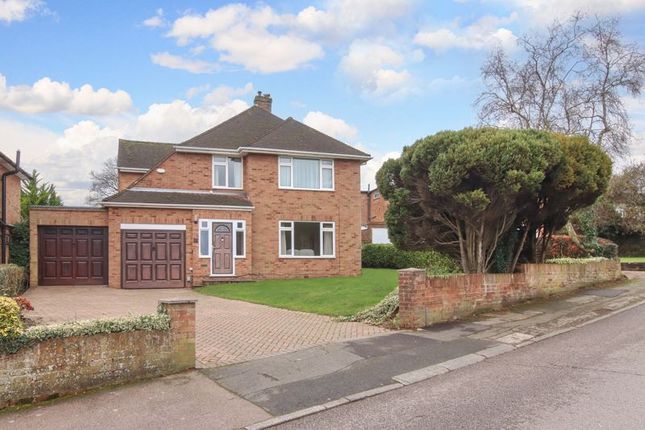 St. Michaels Avenue, Hemel Hempstead 4 bed detached house for sale
