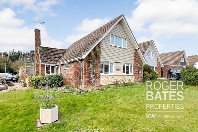 Sparrows Herne, Basildon, SS16 4 bed detached house for sale