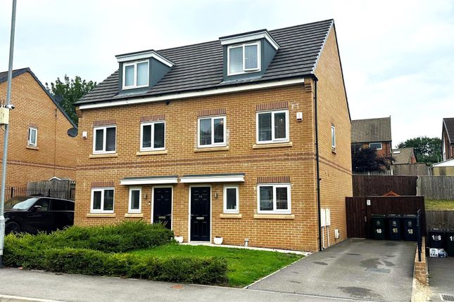 Carrier Lane, Eccleshill, Bradford 3 bed semi