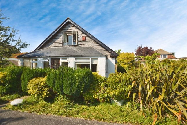 Tuscan Avenue, Bognor Regis, PO22 7TE 4 bed detached bungalow for sale