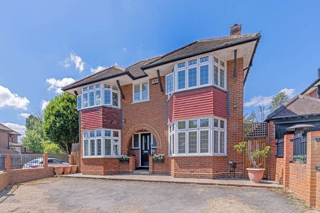 Robin Hood Way, Kingston Vale, SW15 4 bed detached house for sale