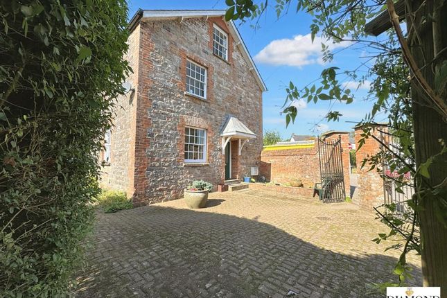 Coldharbour, Uffculme, Cullompton 2 bed end of terrace house for sale