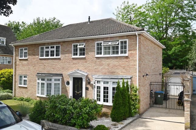 Grenville Mews, Hampton Hill TW12 3 bed semi