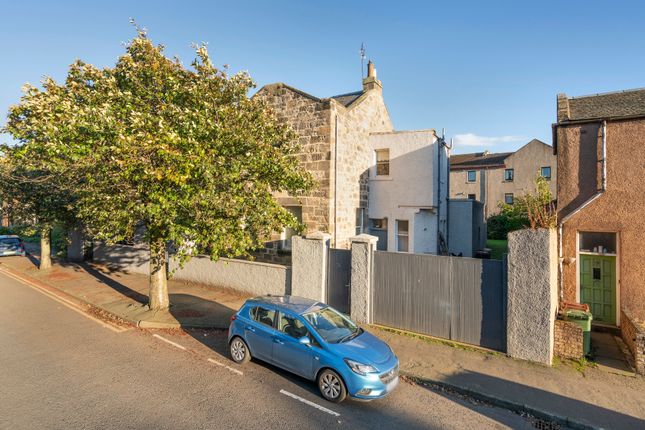 76 New Street, Musselburgh, EH21 6JQ 3 bed semi