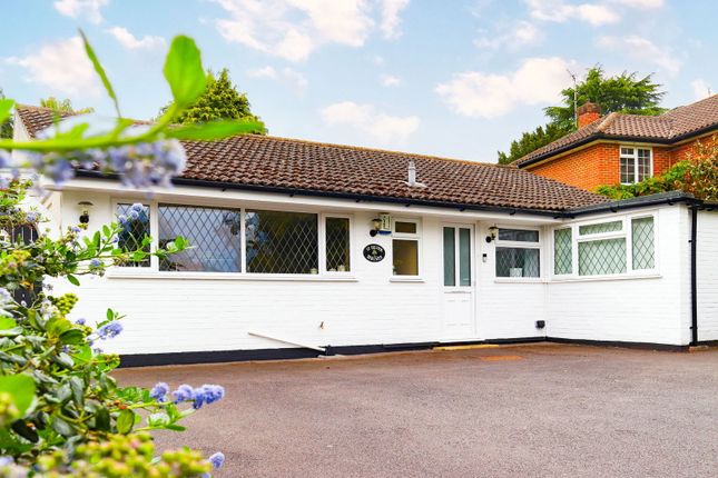Cobham Road, Leatherhead KT22 3 bed detached bungalow for sale