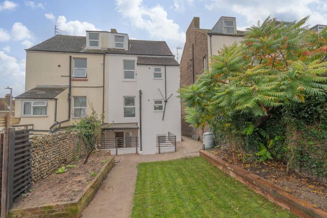 West Cliff Road, Ramsgate, CT11 4 bed semi