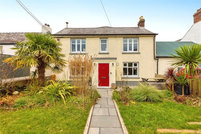 3 bed link detached house