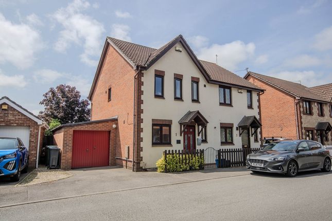 3 bedroom semi-detached house for sale