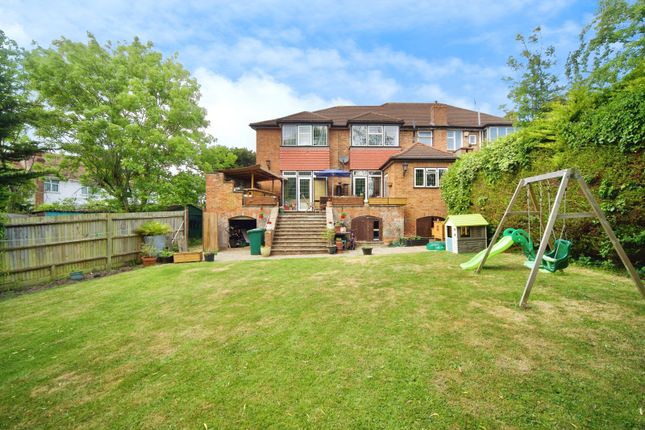 4 bedroom end of terrace house for sale