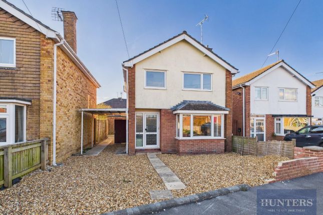 Hillside Close, Cheltenham 3 bed detached house for sale