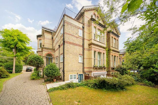 Riverdale Road, East Twickenham TW1 2 bed flat for sale