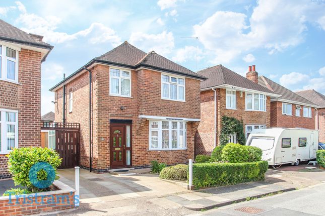 3 bed detached house