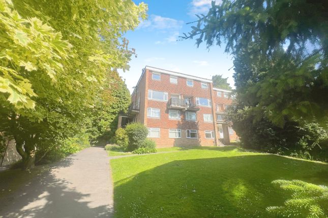 2 bedroom maisonette for sale