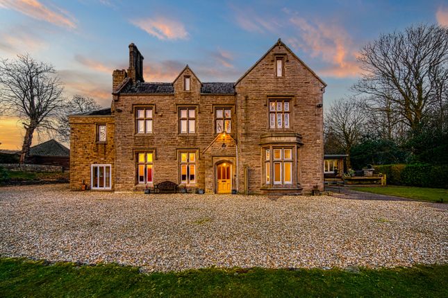 8 bedroom detached house for sale