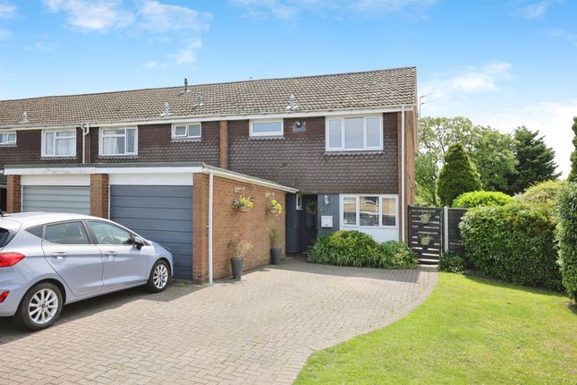 4 bedroom end of terrace house for sale