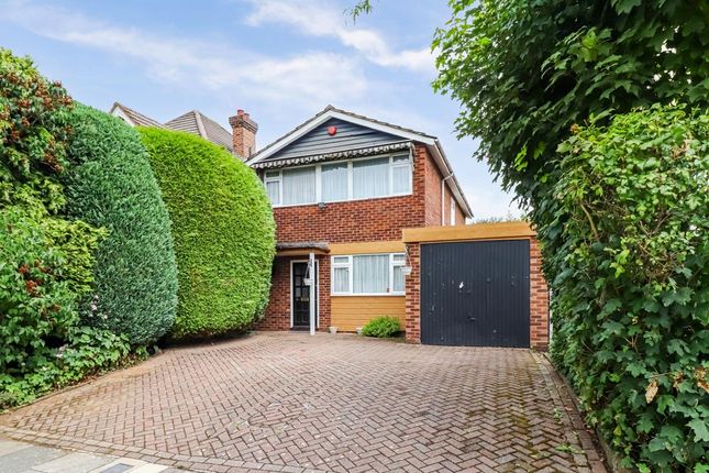 Belmont Avenue, Barnet EN4 3 bed detached house for sale