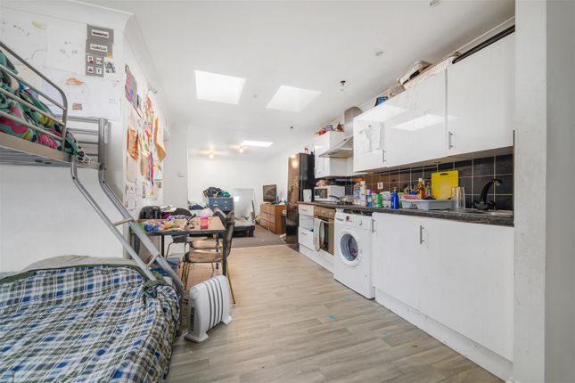 Maple Road, London Studio for sale
