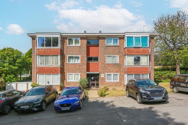 Goldstone Crescent, Hove, BN3 2 bed flat for sale
