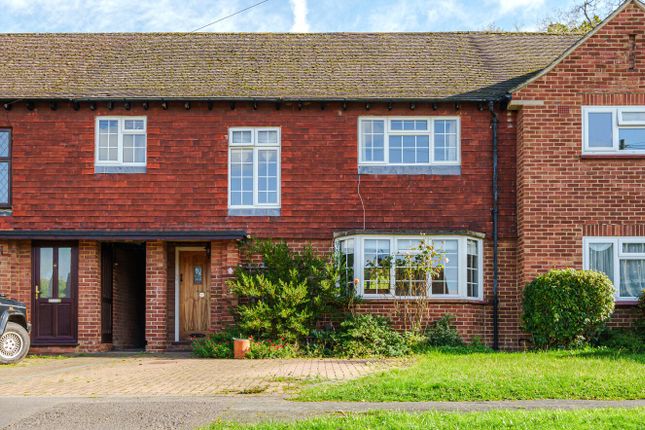 Gosden Hill Road, Guildford GU4 3 bed terraced house for sale