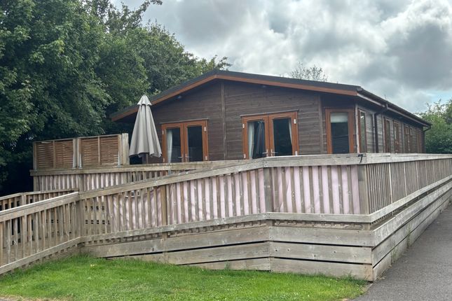 Brokerswood, Westbury 3 bed mobile home for sale