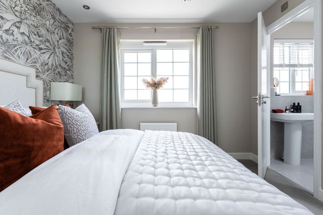 3 bed semi-detached house