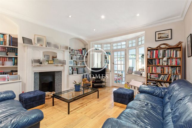 Park View Gardens, London, NW4 5 bed semi